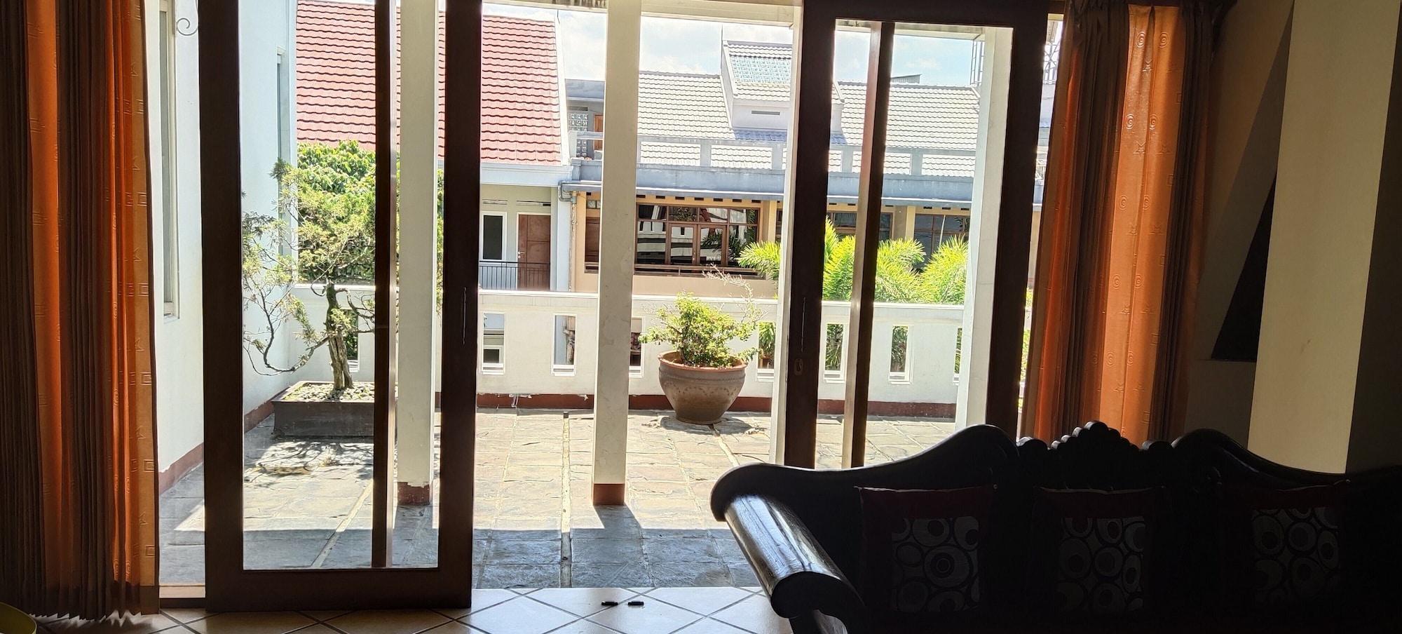 Obc Villa Bandung Luaran gambar