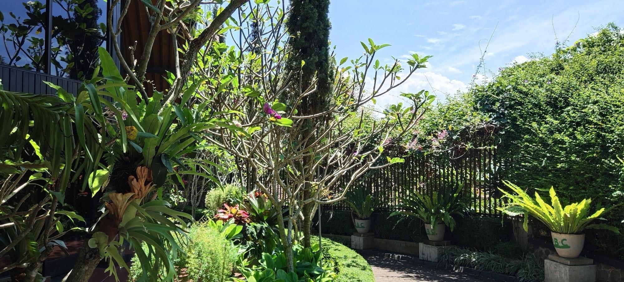 Obc Villa Bandung Luaran gambar